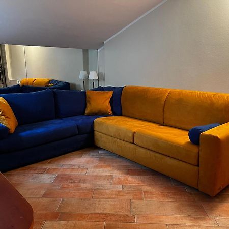 Apartamento Attico In Piazza Matteotti Desenzano del Garda Exterior foto