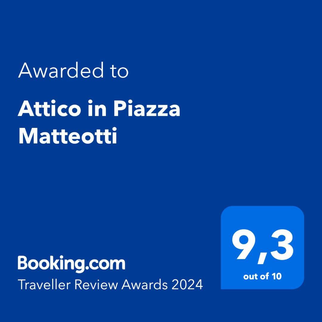 Apartamento Attico In Piazza Matteotti Desenzano del Garda Exterior foto