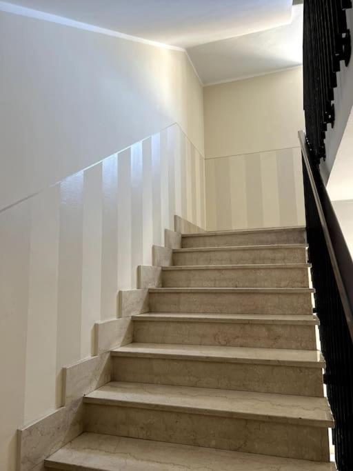 Apartamento Attico In Piazza Matteotti Desenzano del Garda Exterior foto